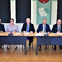 Uroczyste podpisanie porozumienia