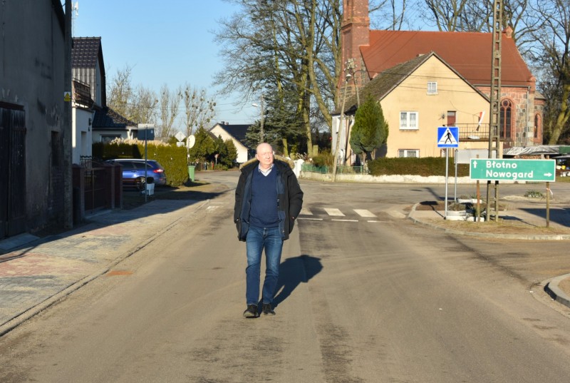 Remont kolejnego odcinka drogi powiatowej