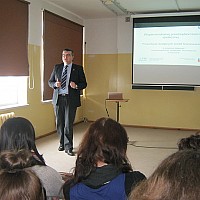 Spotkanie uczniów goleniowskiego liceum z prodziekanem ZUT