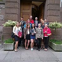 Uczniowie Zespołu Szkół nr 1 na zakończeniu Młodzieżowej Akademii Medycznej MAM PUM 