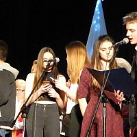 Dnia 15 grudnia w Goleniowskim Domu Kultury, odbył się koncert charytatywny ,,Otwórzmy nasze serca