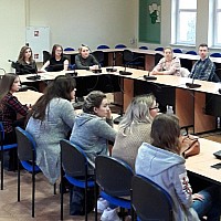 Druga grupa stażystów z Zespołu Szkół w Nowogardzie przed wyjazdem do Berlina