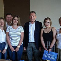 Konkurs Wiedzy o Unii Europejskiej organizowany przez prof. Dariusza Rosatiego