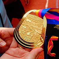 ZAWODY SPORTOWE „KAŻDY MOŻE ZOSTAĆ MISTRZEM”  POD OKIEM EWY DURSKIEJ W DOMU POMOCY SPOŁECZNEJ W NOWOGARDZIE