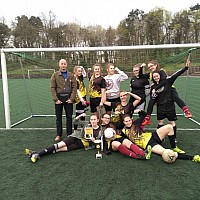 Zwycięstwo Dziewcząt z Zespołu Szkół nr 1 w Goleniowie w rozgrywkach o Mistrzostwo Regionu B w Piłce Nożnej Dziewcząt w ramach Licealiady