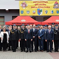 POWIATOWE OBCHODY DNIA STRAŻAKA WRAZ Z WRĘCZENIEM SZTANDARU DLA KOMENDY POWIATOWEJ PSP W GOLENIOWIE
