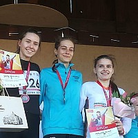 Wicemistrzostwo uczennicy Zespołu Szkół nr 1 w Goleniowie w biegach przełajowych