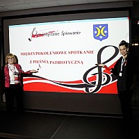 Wieczór Pieśni Patriotycznych, czyli MIĘDZYPOKOLENIOWE SPOTKANIE WOKALNE Z PIEŚNIĄ PATRIOTYCZNĄ