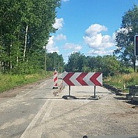 Zdjęcie drogi powiatowej nr 4133Z Łoźnica-Żółwia Błoć na odcinku Niewiadowo-Żółwia Błoć wraz z budową ciągów pieszo-rowerowych w trakcie przebudowy - Projekt w trakcie przebudowy